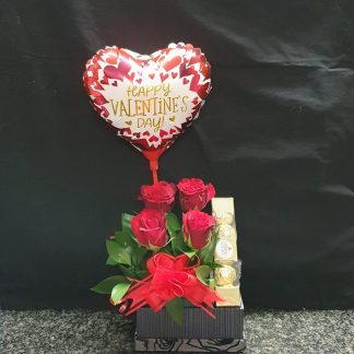 Bnox with 4 red roses, 5x Ferrero Rochers and balloon